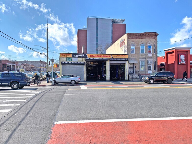Primary Photo Of 476 Utica Ave, Brooklyn Auto Repair For Sale