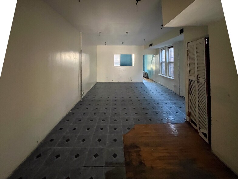 More Photos Of 820-822 Utica Ave, Brooklyn Storefront Retail Residential For Sale