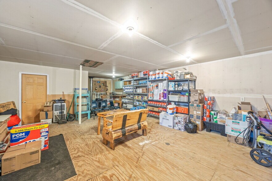 More Photos Of 8773 Goldenrod Ave, Bitely Restaurant For Sale