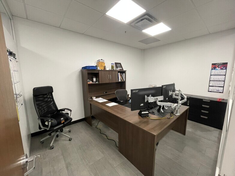 More Photos Of 14165-14185 162 Ave NW, Edmonton Showroom For Sale