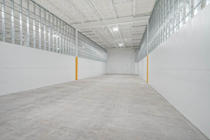 More Photos Of 171 Heller Pl, Bellmawr Warehouse For Lease
