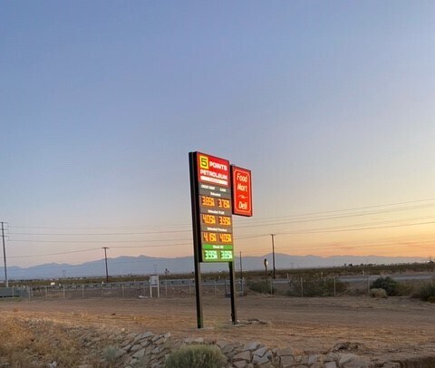 More Photos Of 16898 Sportsman St, Adelanto Service Station For Sale