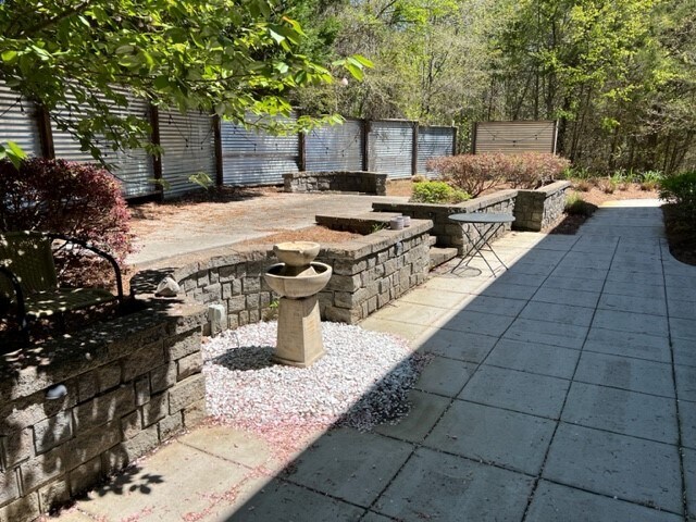 More Photos Of 4397 Federal Dr, Greensboro Flex For Lease