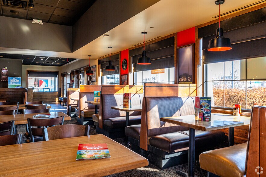 More Photos Of 1700 Village West Pky, Kansas City Restaurant For Lease