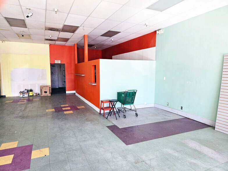 More Photos Of 73910 Highway 111, Palm Desert Unknown For Lease