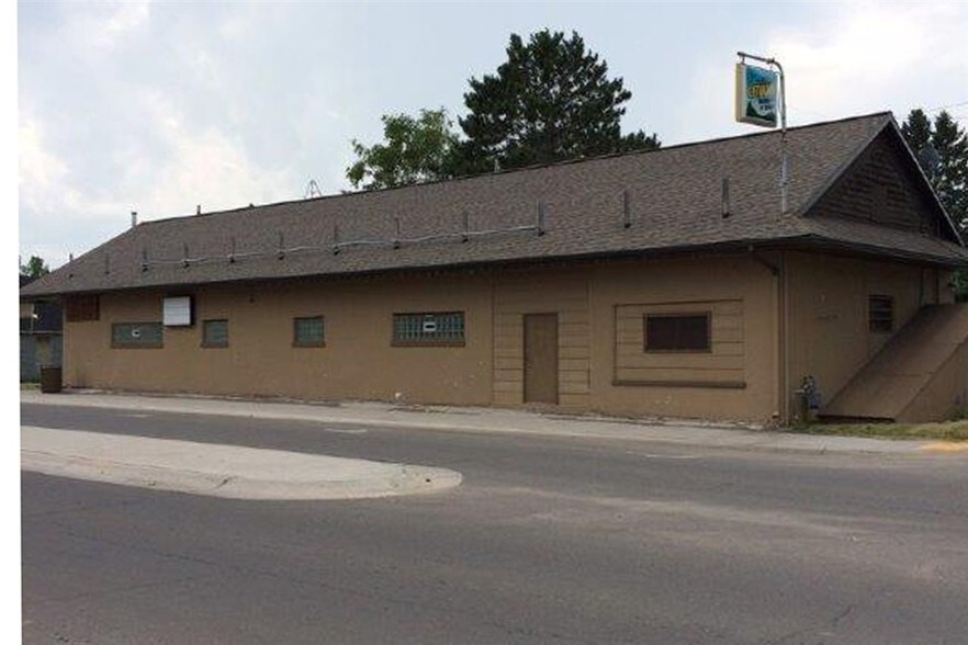Primary Photo Of 130 Washington Ave, Iron River Freestanding For Sale