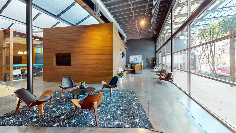 More Photos Of 2201 E 6th St, Austin Loft Creative Space For Lease