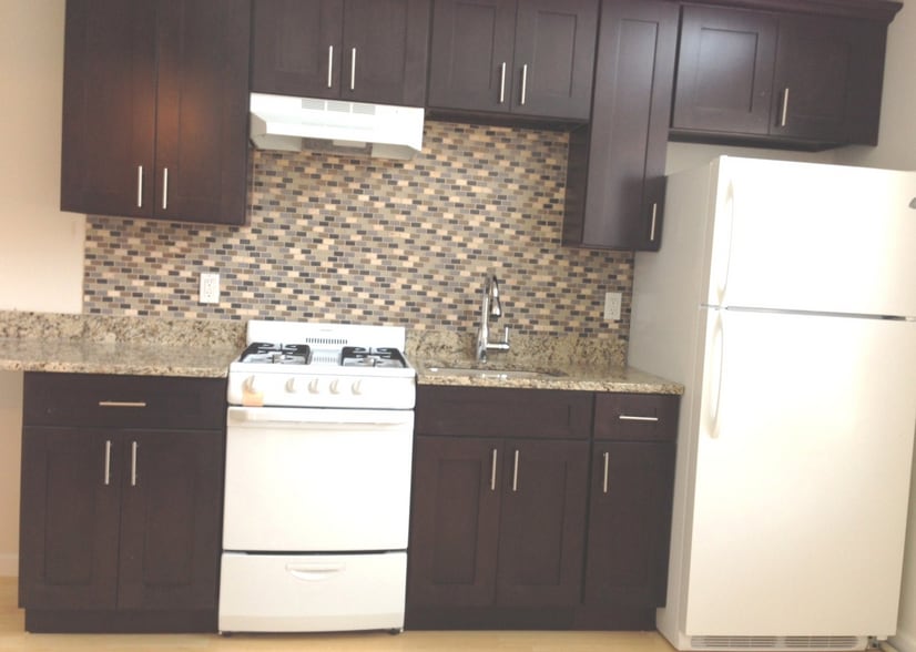 More Photos Of 340 Maple Ave, Westbury Apartments For Sale