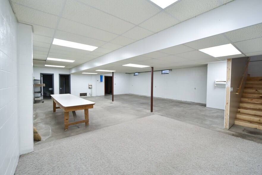 More Photos Of 307 2nd St, Bellechester Flex For Sale