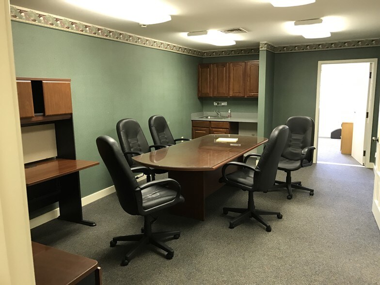 More Photos Of 10711 Spotsylvania Ave, Fredericksburg Medical For Lease