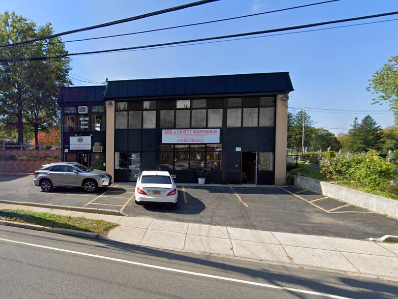 More Photos Of 128 Laurel Rd, East Northport Storefront Retail Office For Lease