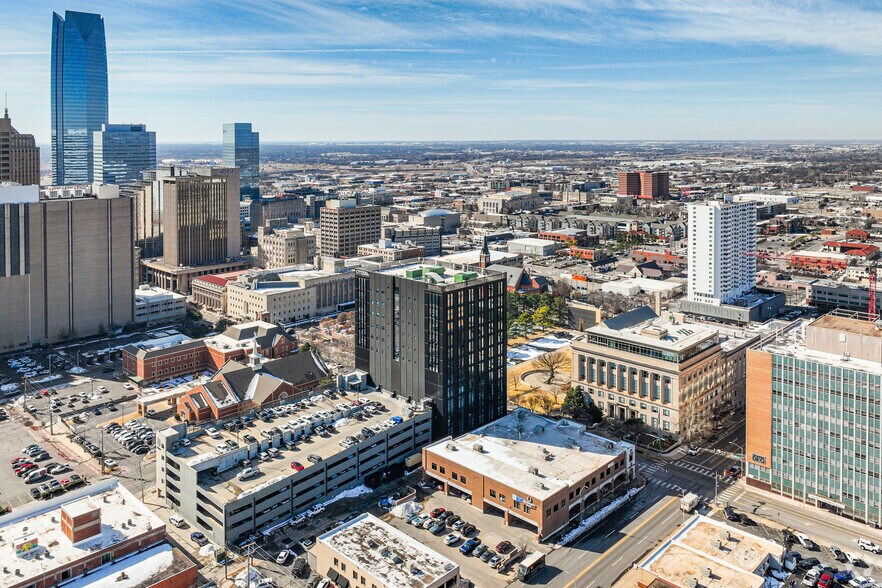 More Photos Of 600 N Robinson Ave, Oklahoma City Office For Lease