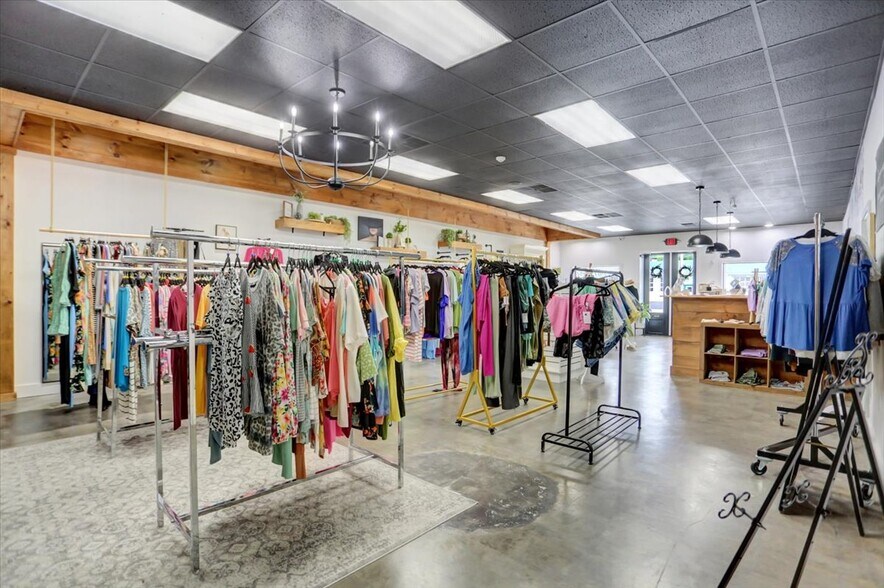 More Photos Of 140 W Orange St, Shippensburg Storefront For Sale