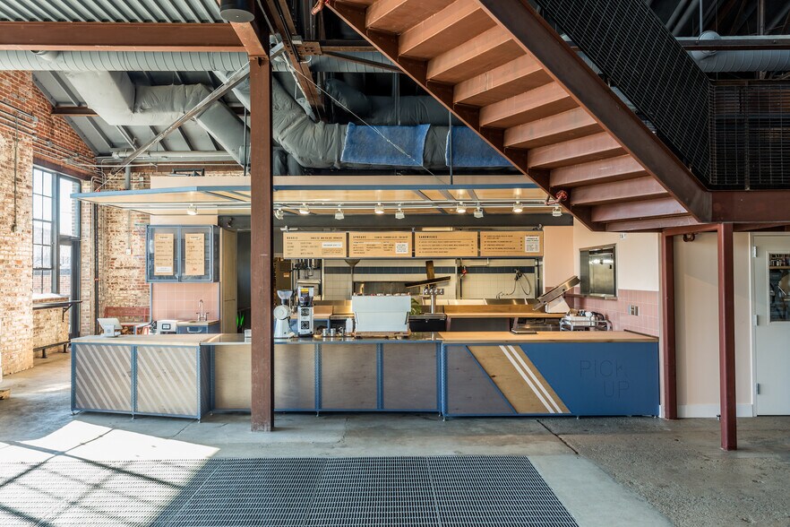 More Photos Of 500 E Davie St, Raleigh Restaurant For Lease