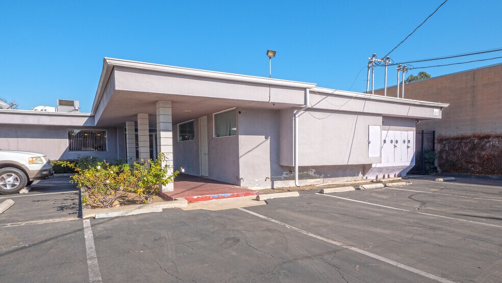 More Photos Of 820 W Merced Ave, West Covina Medical For Sale