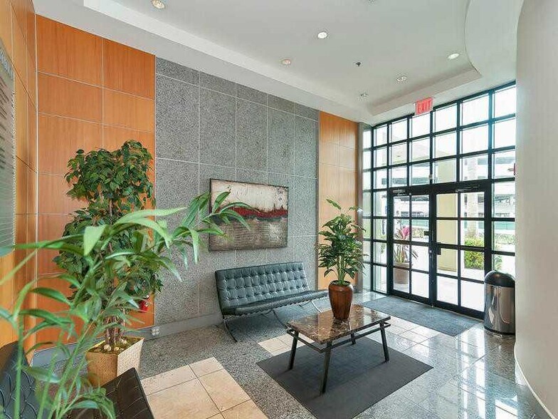 More Photos Of 5975 Sunset Dr, Miami Medical For Sale