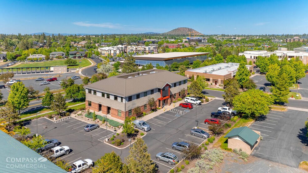 More Photos Of 963 SW Simpson Ave, Bend Office For Lease