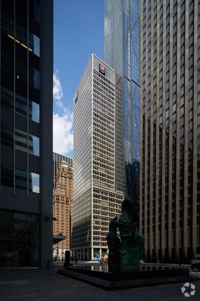More Photos Of 1330 Avenue of the Americas, New York Office For Lease