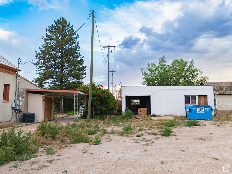 More Photos Of 235 W Main St, Vernal Office For Sale