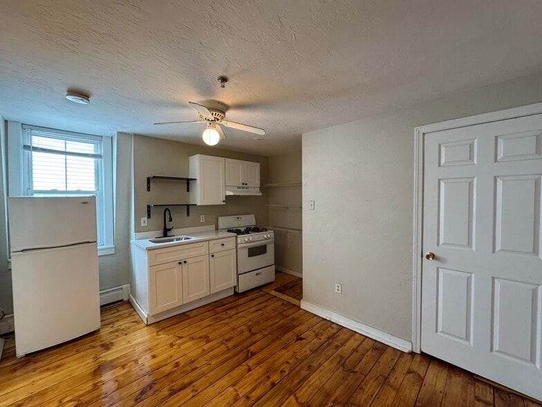 More Photos Of 65 Main St, Hudson Apartments For Sale