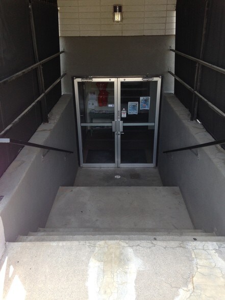 More Photos Of 100 Washington St, Reno Office For Lease