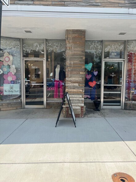 More Photos Of 218-224 S Loudoun St, Winchester Storefront For Sale