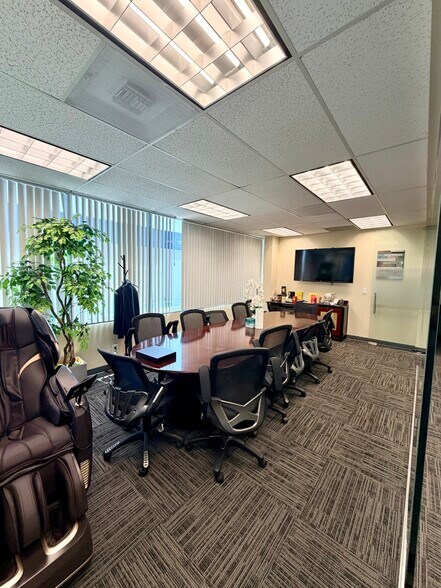More Photos Of 4725 Mercury St, San Diego Office For Lease