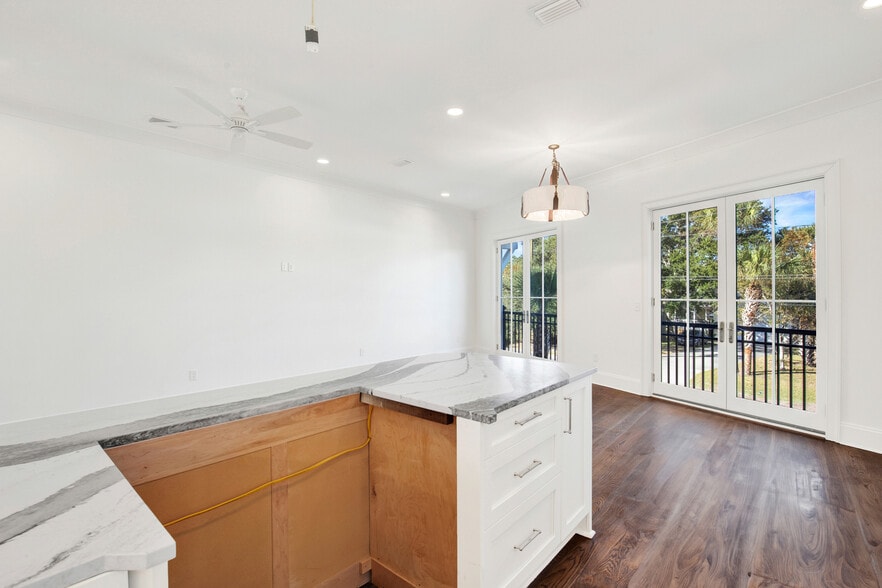 More Photos Of 104 17th pl, Tybee Island Multifamily For Sale