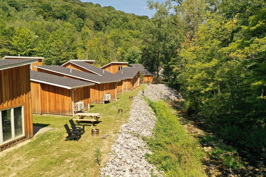 More Photos Of 6881 NY-242, Ellicottville Hotel For Sale