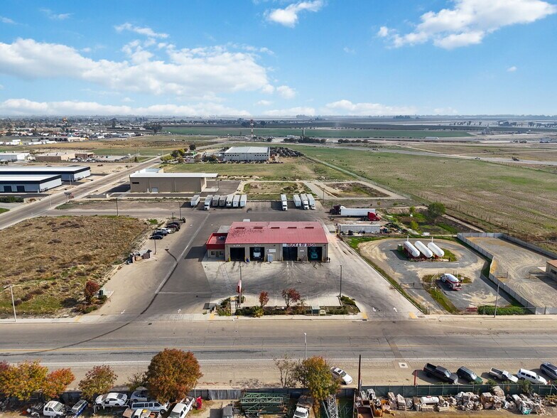 More Photos Of 3550 S K St, Tulare Industrial For Sale