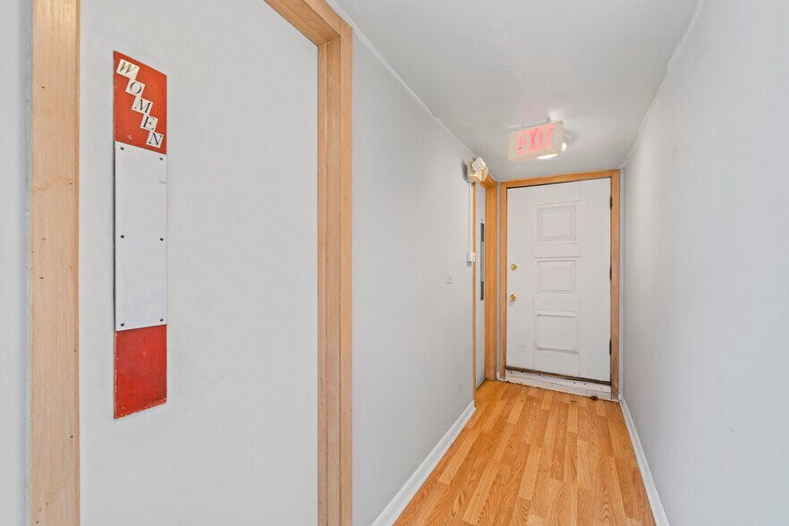 More Photos Of 7227 W 127th St, Palos Heights Office For Sale