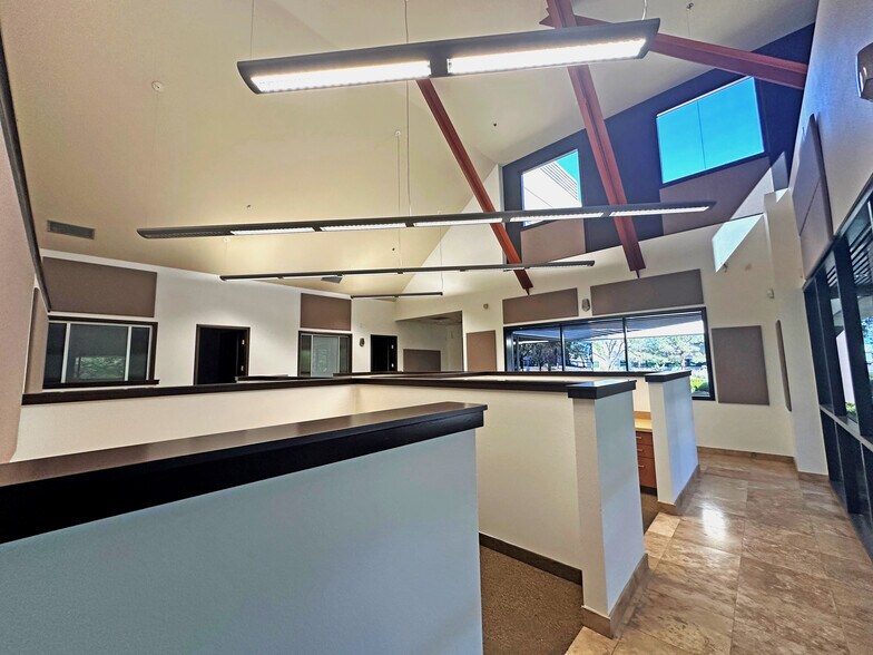 More Photos Of 955 Grier Dr, Las Vegas Light Distribution For Lease