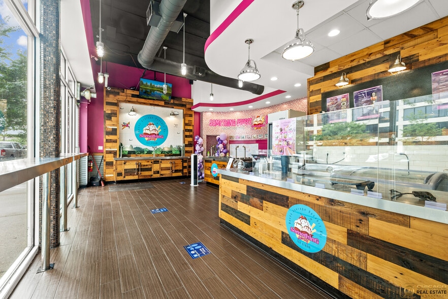 More Photos Of 3508 S State St, Chicago Storefront Retail Residential For Lease