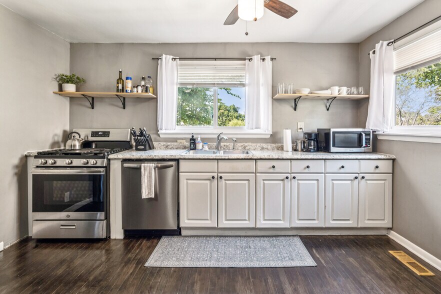 More Photos Of 1915 S Boston Ave, Tulsa Apartments For Sale