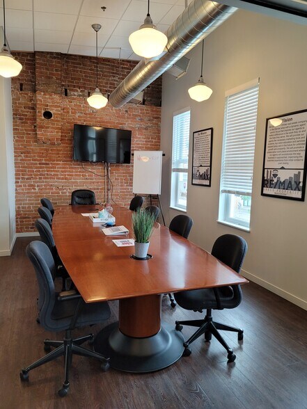 More Photos Of 2801 Welton St, Denver Restaurant For Sale