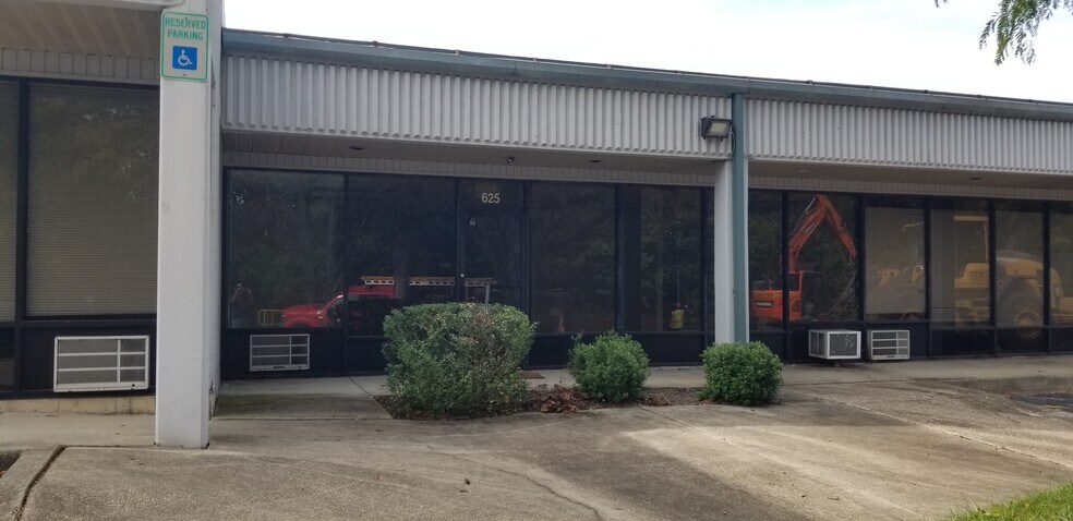 Primary Photo Of 9244 E Hampton Dr, Capitol Heights Warehouse For Lease