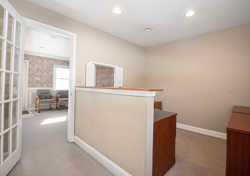 More Photos Of 1379 W Jarrettsville Rd, Forest Hill Office For Sale