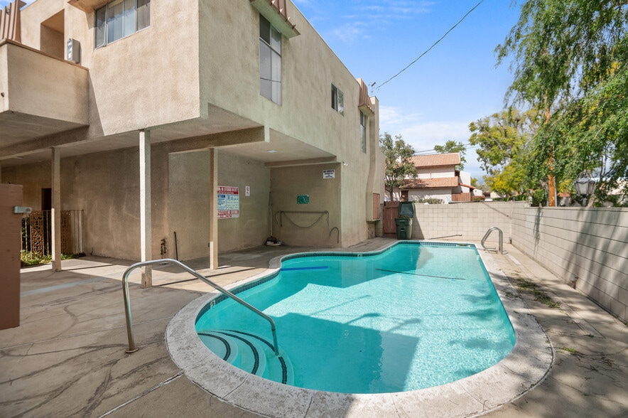 More Photos Of 330 Amber Ct, Upland Apartments For Sale