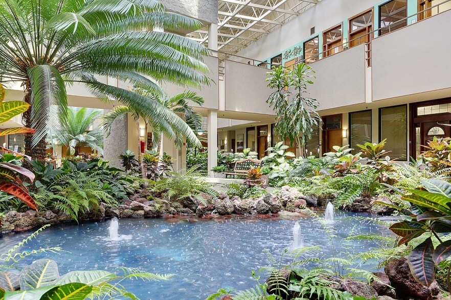 More Photos Of 824 Elmwood Park Blvd, New Orleans Medical For Lease