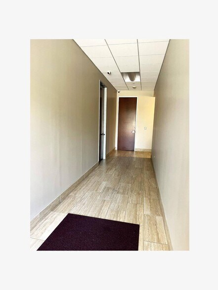 More Photos Of 5920 W William Cannon Dr, Austin Office For Sale