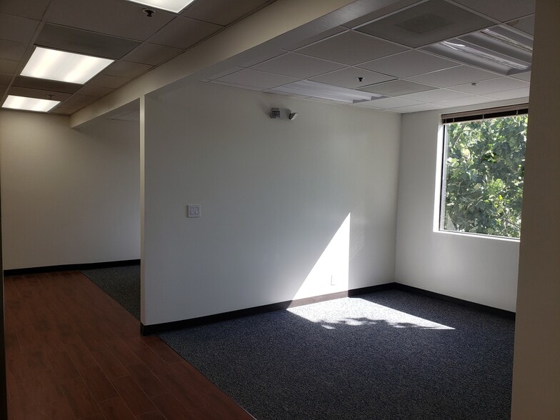 More Photos Of 125 N Jackson Ave, San Jose Medical For Sale