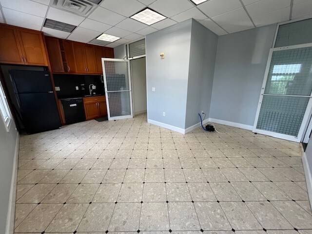 More Photos Of 2109 E Palm Ave, Tampa Loft Creative Space For Lease