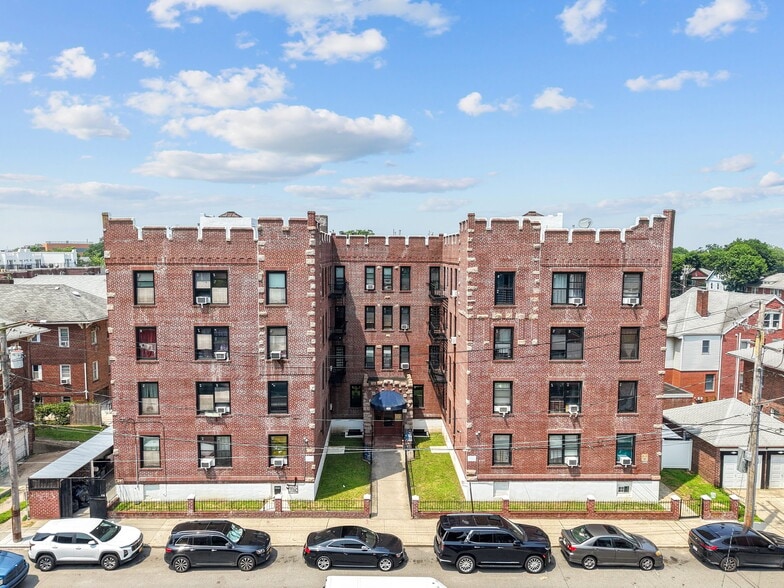 More Photos Of 910 Dinsmore Ave, Far Rockaway Apartments For Sale