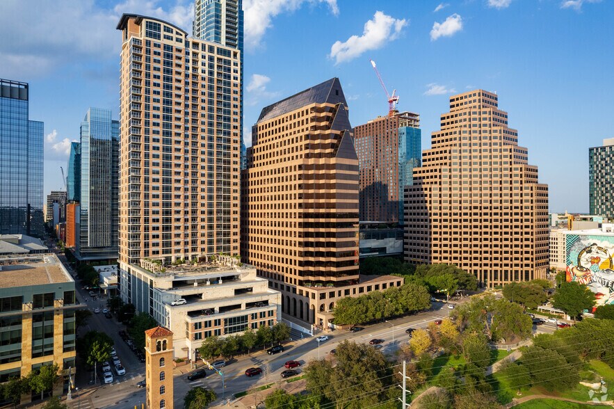 More Photos Of 100 Congress Ave, Austin Office For Lease