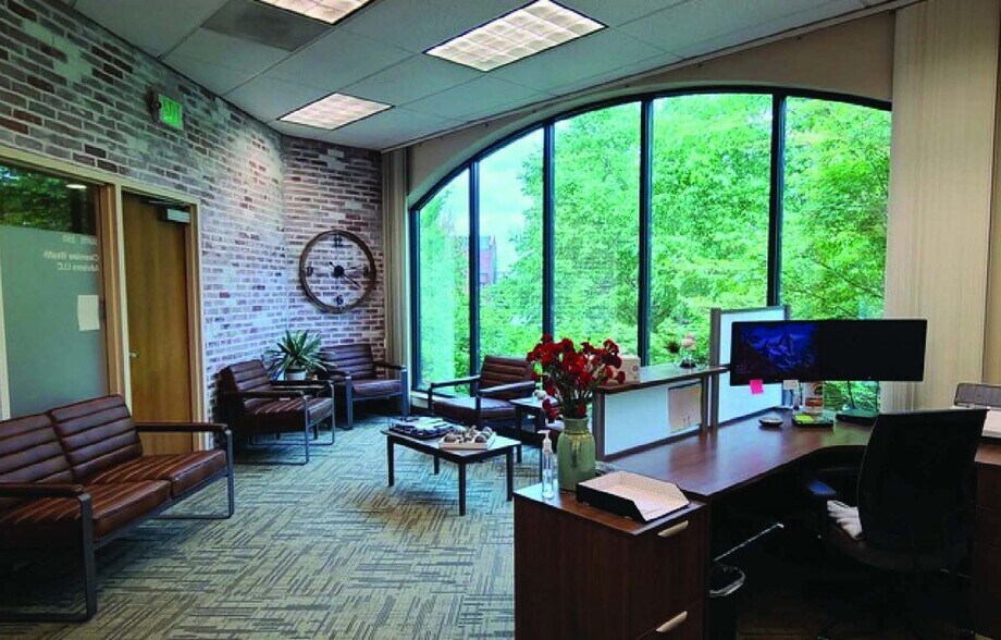 More Photos Of 650-680 Hawthorne Ave SE, Salem Unknown For Lease