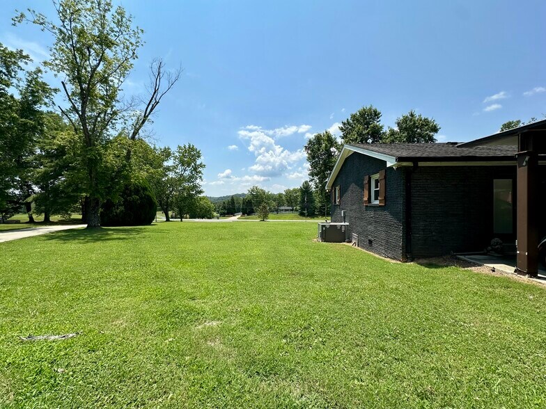 More Photos Of 2055 Highway 12 S, Ashland City Land For Sale