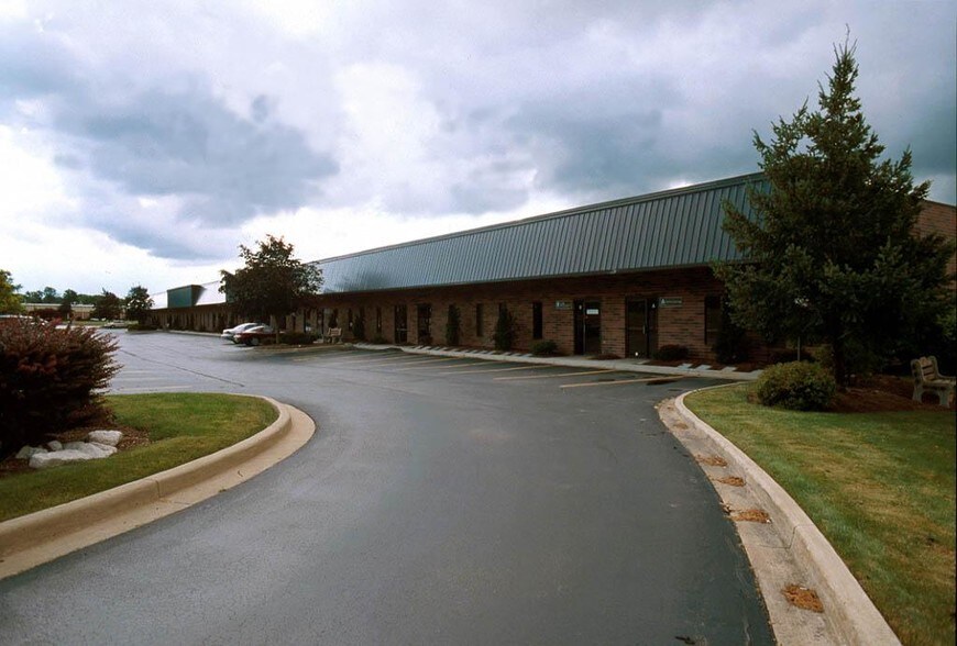 More Photos Of 6751 Engle Rd, Middleburg Heights Unknown For Lease