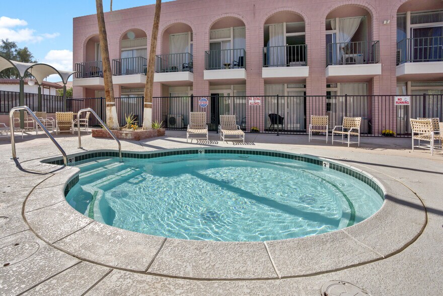 More Photos Of 74380 El Camino, Palm Desert Apartments For Sale