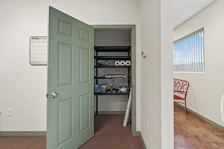 More Photos Of 18820 Sakera Rd, Hudson Warehouse For Sale