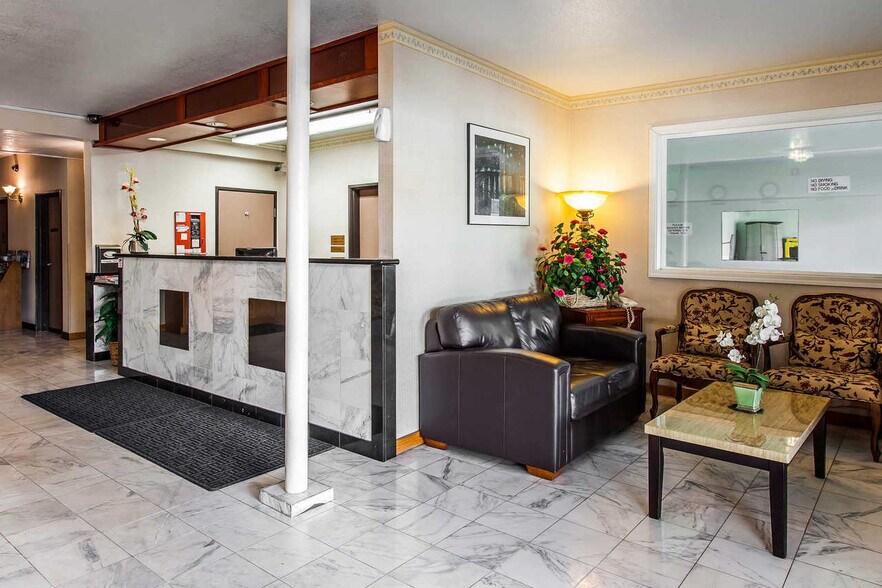 More Photos Of 3710 Meridian St, Bellingham Hospitality For Sale